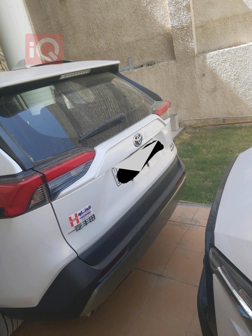 تويوتا راف 4